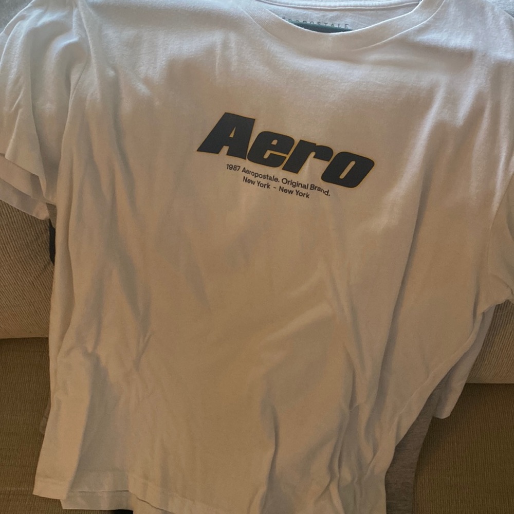 Men’s aero tee medium
